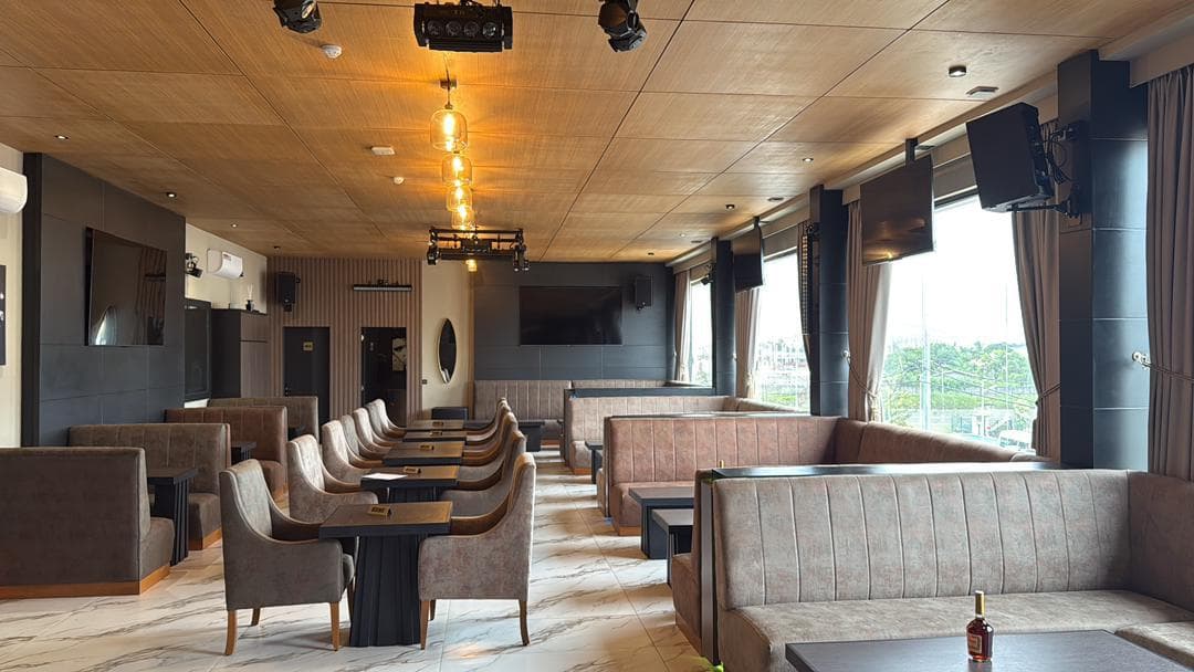 La grande salle du Grand Lounge